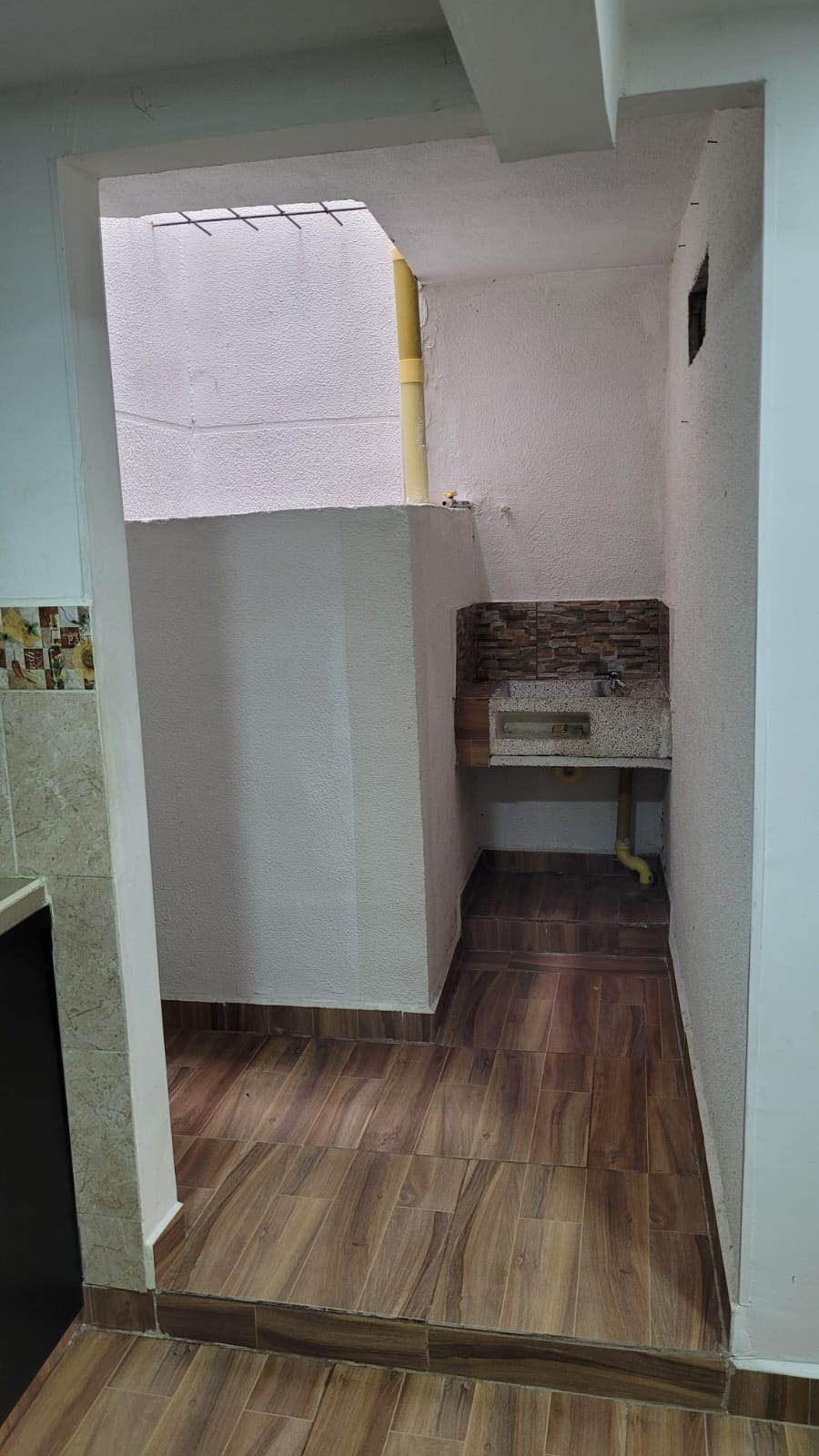 En Venta Casa con 3 Rentas. Sector Cuba - Image 13