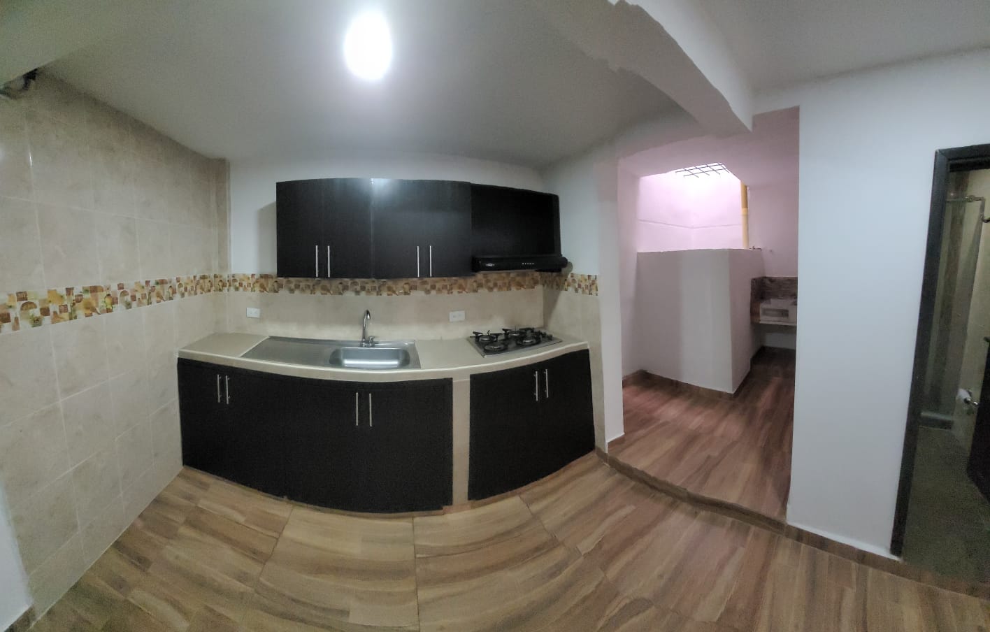 En Venta Casa con 3 Rentas. Sector Cuba - Image 12