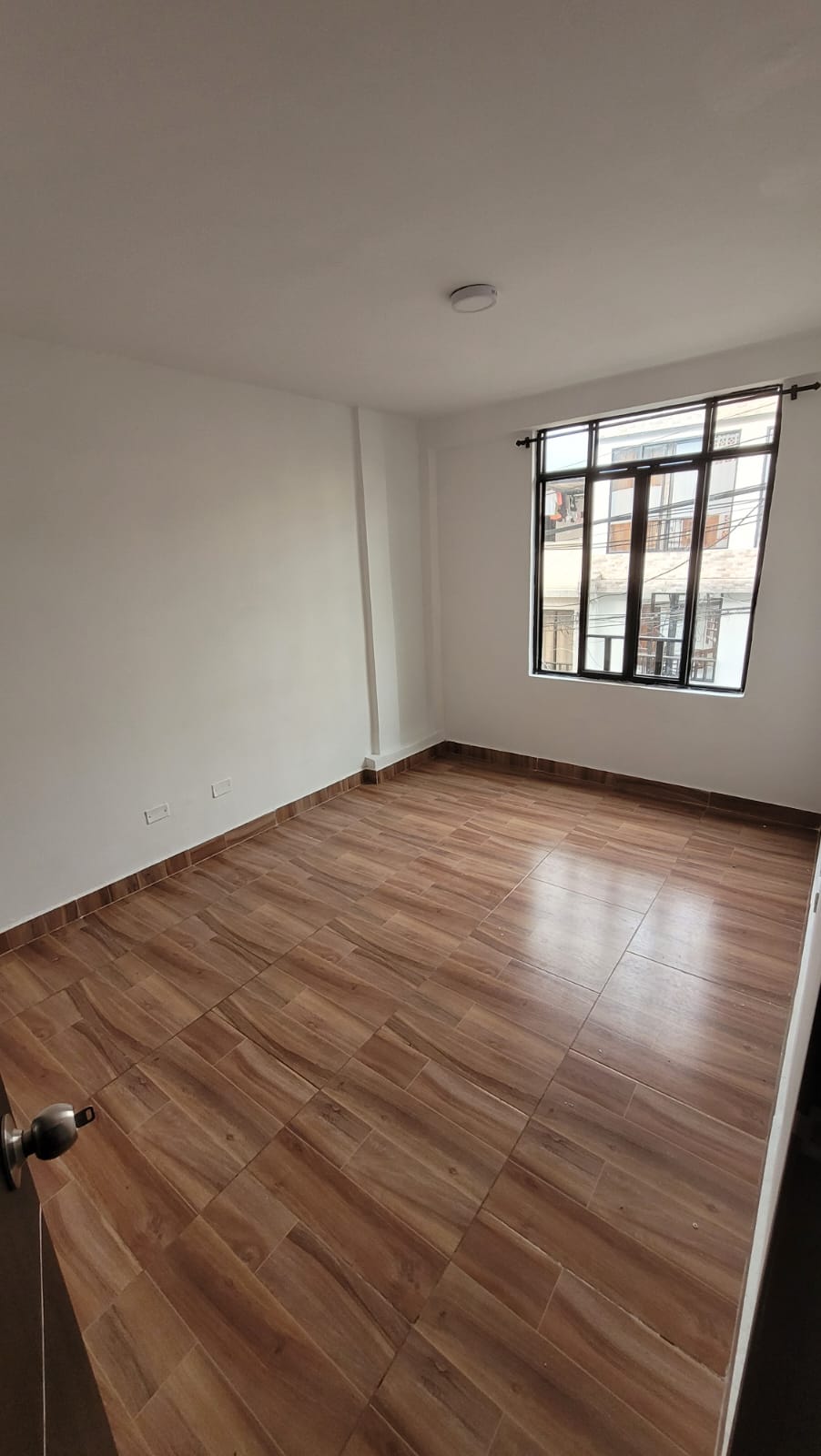 En Venta Casa con 3 Rentas. Sector Cuba - Image 8