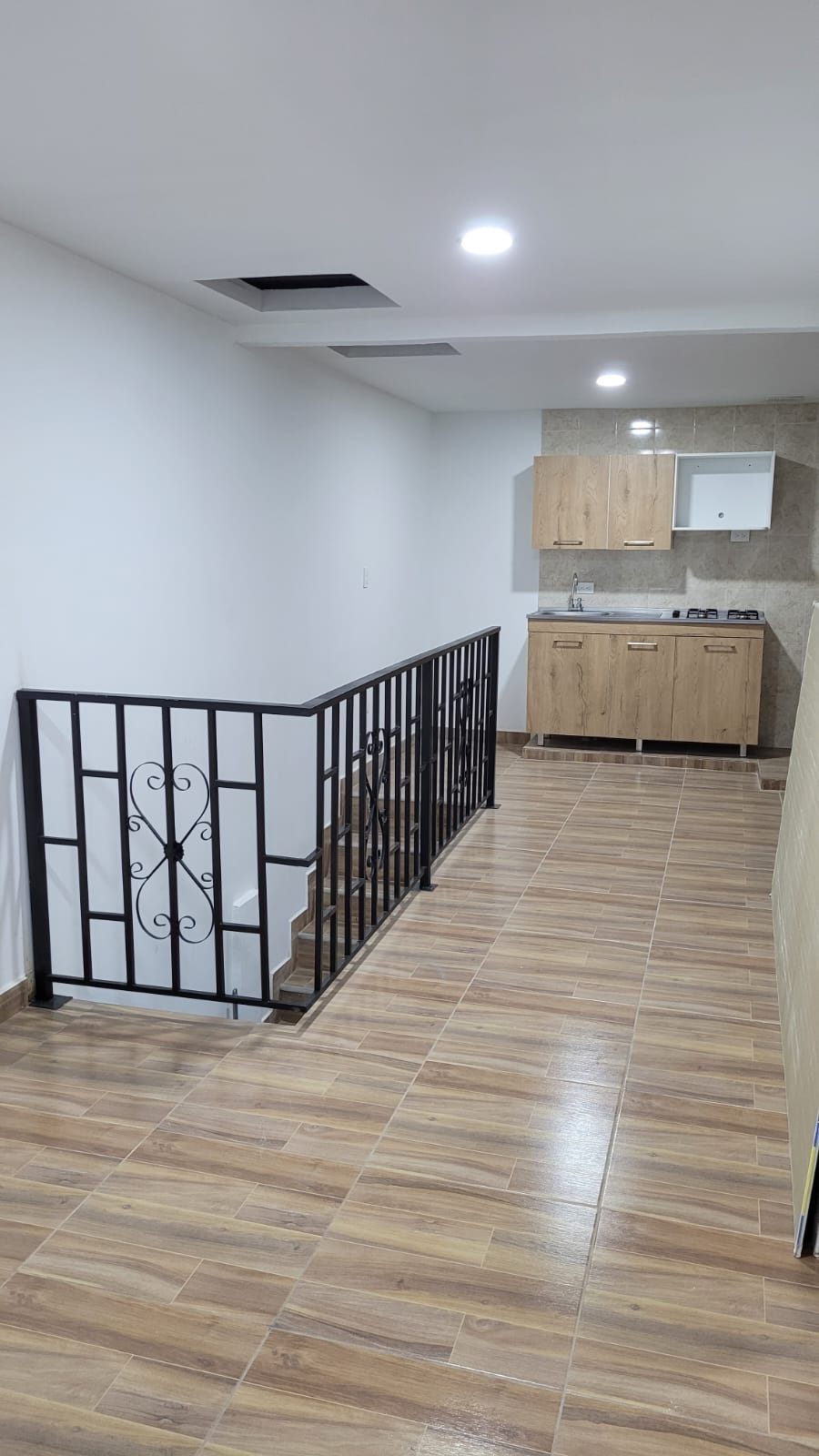 En Venta Casa con 3 Rentas. Sector Cuba - Image 6